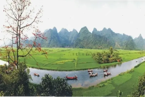 Bộ sưu tập ảnh chùa đẹp tại Hà Nội, với Chùa Hương nổi bật giữa cảnh quan thiên nhiên hùng vĩ và yên bình.