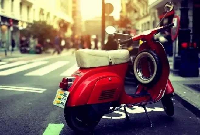 Sống đẳng cấp với Vespa Luxury Bike, sự kết hợp hoàn hảo giữa xa xỉ và hiệu suất.