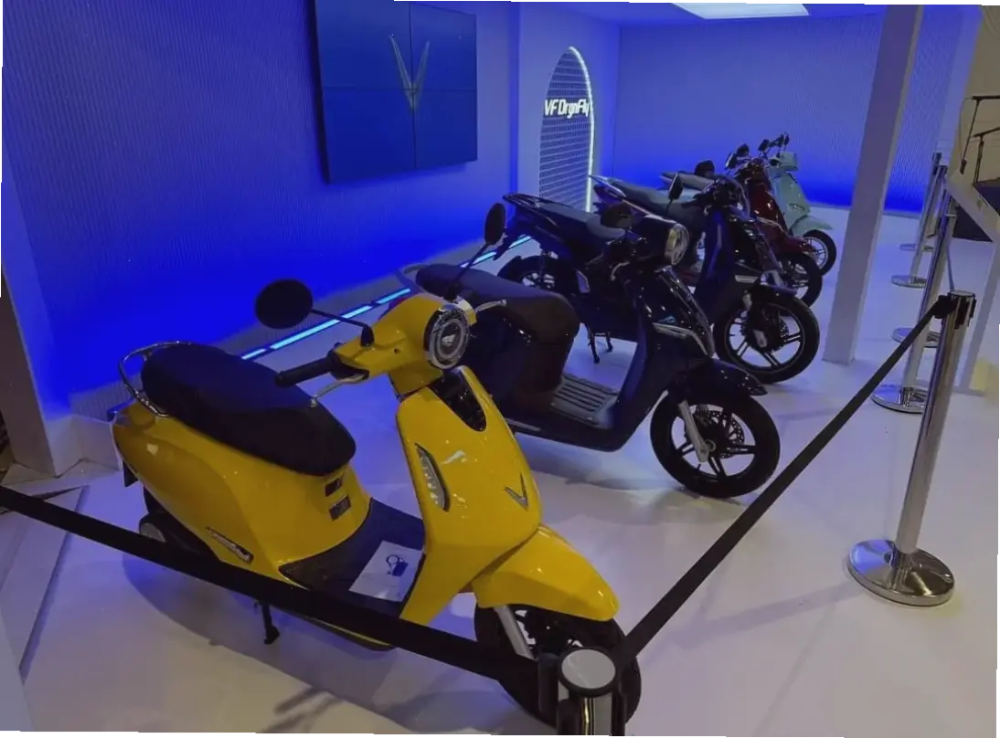 VinFast Vento Premium Scooter mang đến sự sang trọng, tiện nghi cao cấp và hiệu suất vượt bậc cho lối sống đẳng cấp.