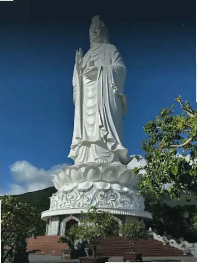 Ảnh Quan Âm chùa bình an, mang cảm giác thư thái và xua tan muộn phiền, nuôi dưỡng tâm hồn bạn.