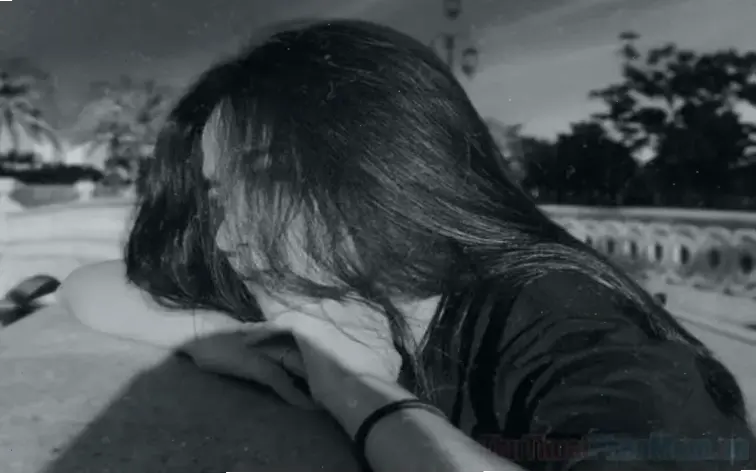 Khám phá sức mạnh và vẻ đẹp nội tâm qua avatar tâm trạng nữ, giúp bạn tỏa sáng với cảm xúc chân thực và đầy năng lượng!