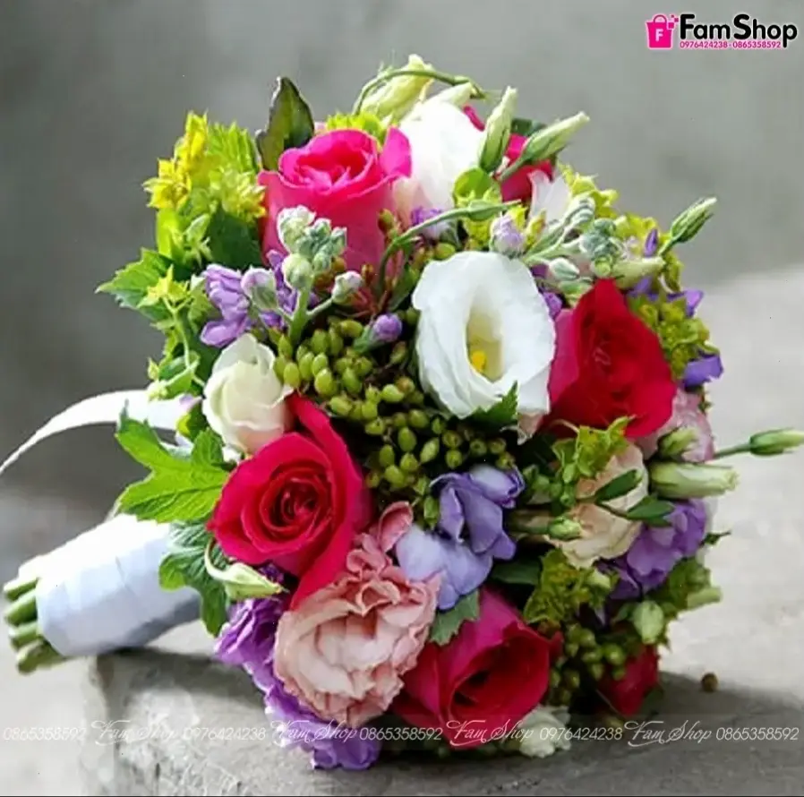 Bó hoa cát tường xinh xắn, món quà ý nghĩa cho người thân yêu trong mọi dịp.