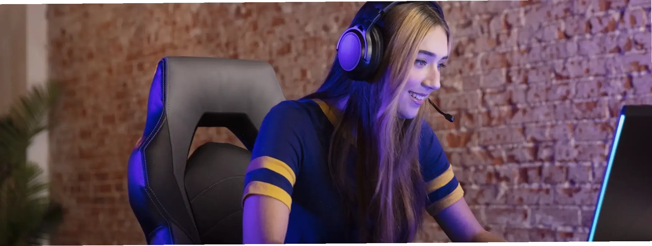Cài đặt và bắt đầu chơi game cụ thể