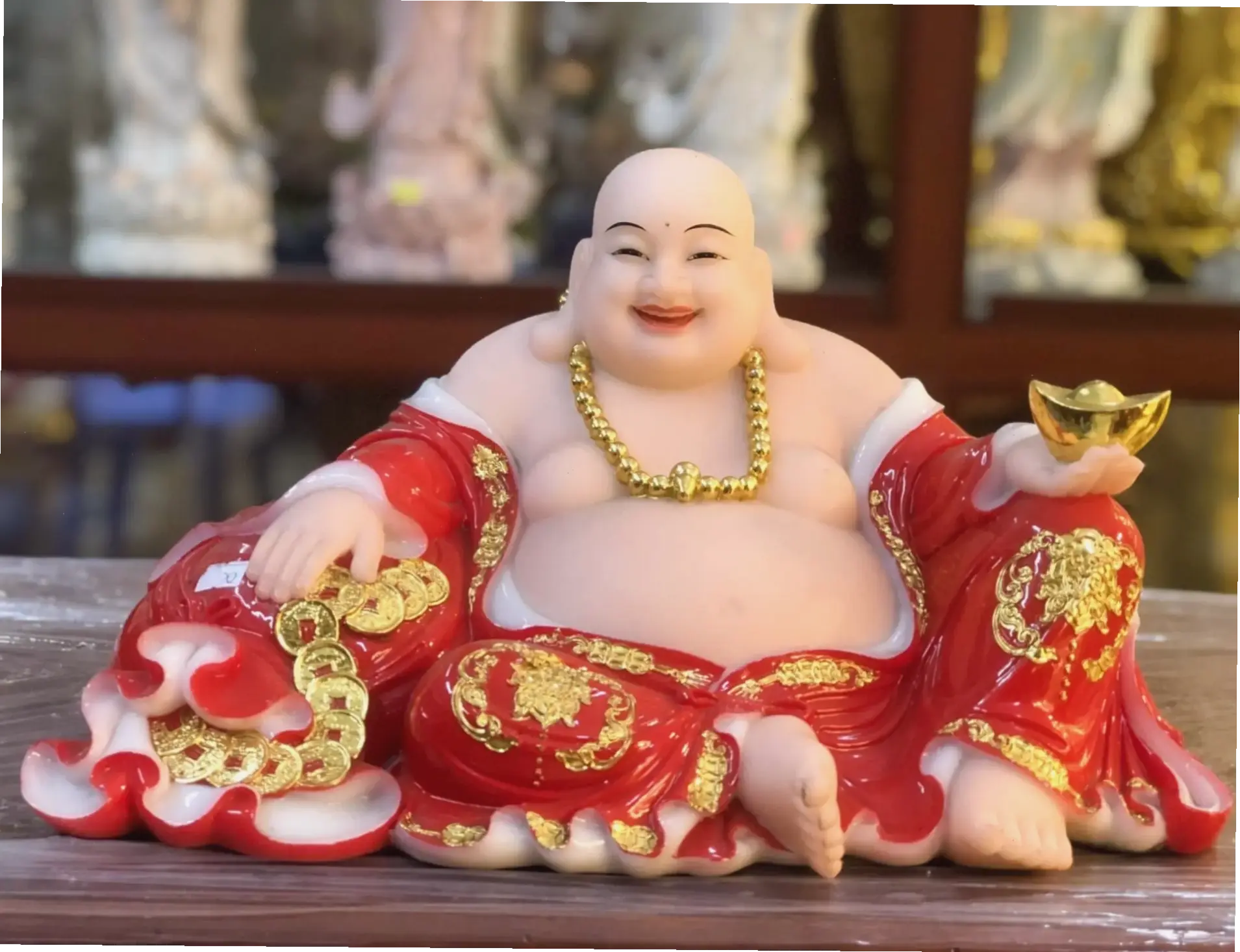 Di Lặc nghệ thuật độc đáo, kết hợp truyền thống và hiện đại, truyền cảm hứng sáng tạo.