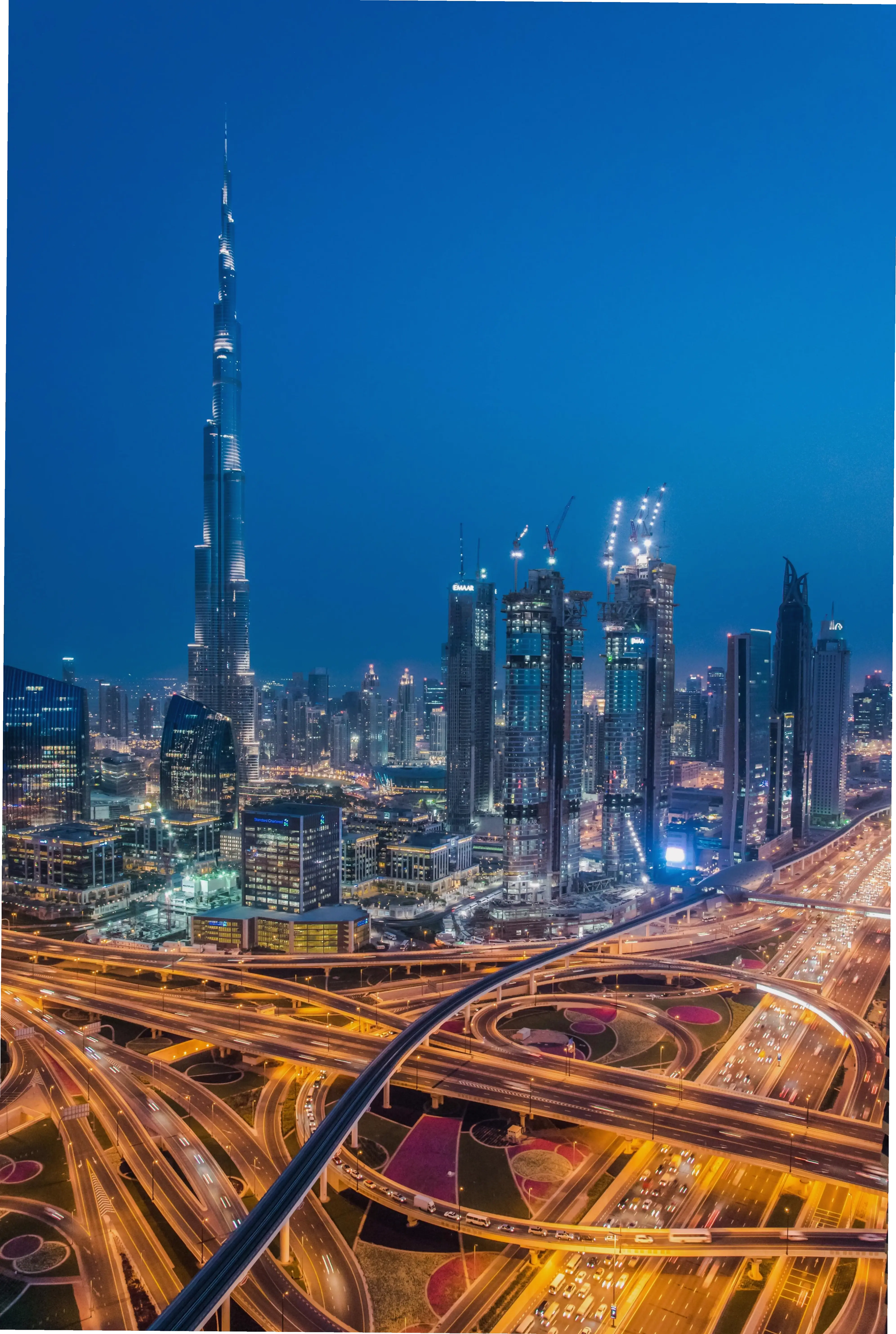 Dubai tối giản tinh tế, tập trung vào vẻ đẹp đơn giản và thanh lịch của kiến trúc.