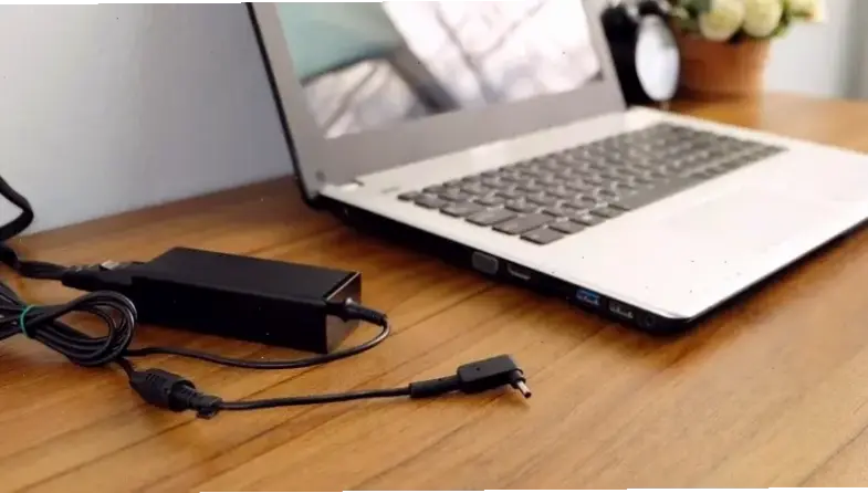 Giới thiệu về vấn đề pin laptop và tại sao cần kiểm tra