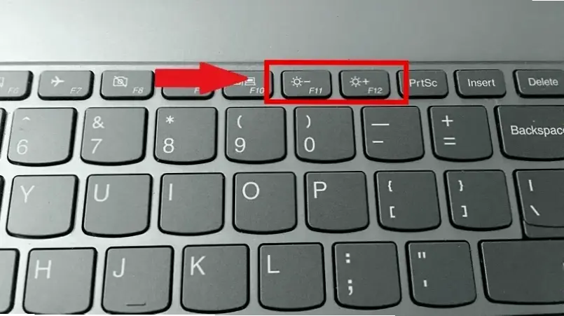 Hiểu Về Màn Hình Laptop Lenovo Và Lý Do Nó Có Thể Tối