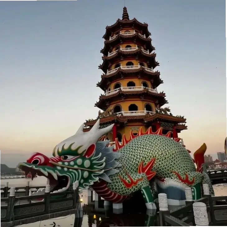 Hình ảnh chùa cổ Đài Loan lưu giữ lịch sử văn hóa, mang đến cảm xúc thiêng liêng và huyền bí.