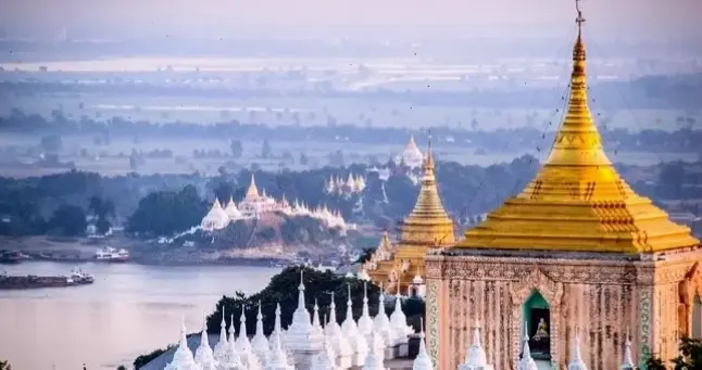 Hình ảnh Phật Miến Điện mang lại bình an, xua tan lo lắng và mang niềm vui.