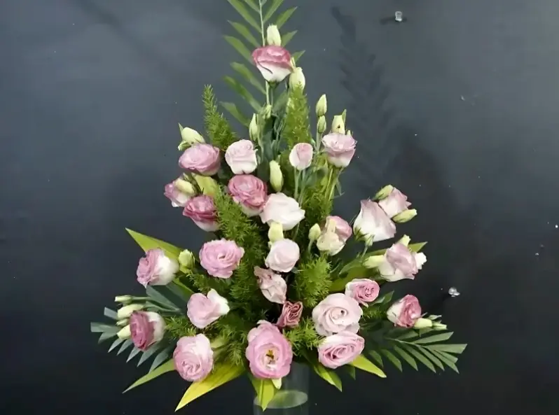 Hoa cát tường cưới – biểu tượng tình yêu chân thành, hạnh phúc lâu dài. Biến ngày cưới thành kỷ niệm đáng nhớ với hoa xinh.