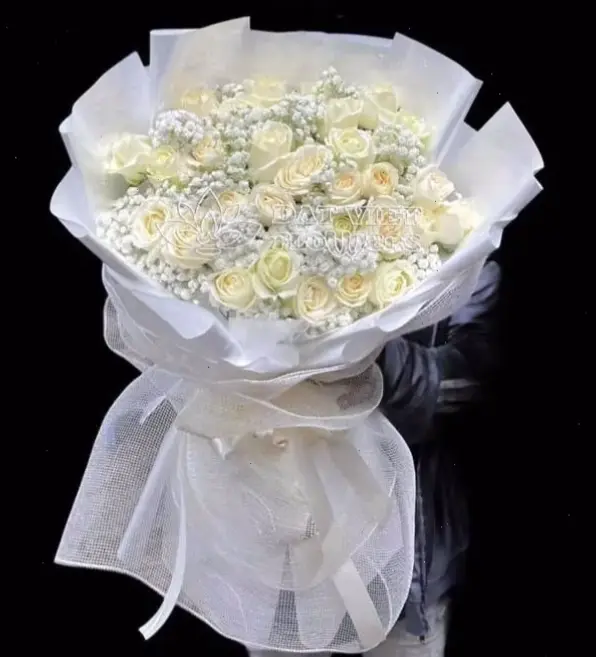 Hoa hồng môn bó hoa xinh xắn, lý tưởng cho món quà ý nghĩa, mang thông điệp yêu thương và sự quan tâm chân thành.