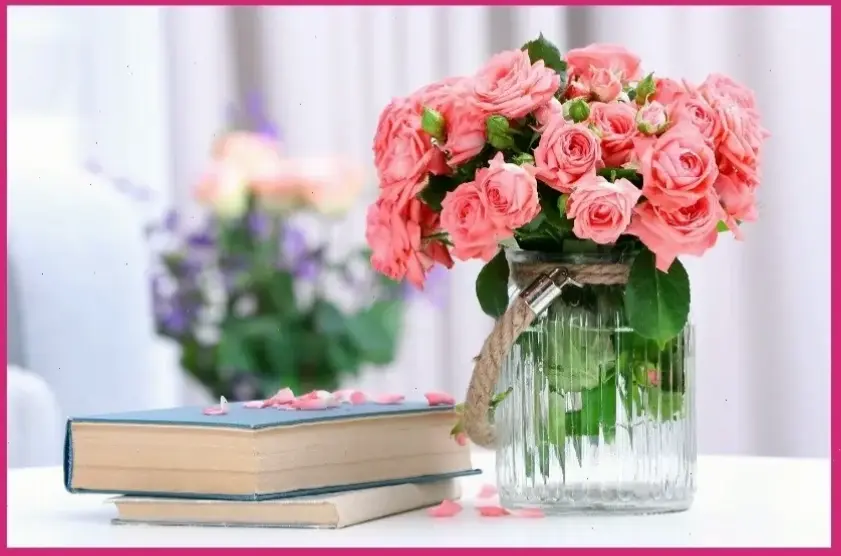 Khám phá nghệ thuật cắm hoa hồng đẹp để trang trí nhà, tạo không gian lãng mạn và tươi mới mỗi ngày.