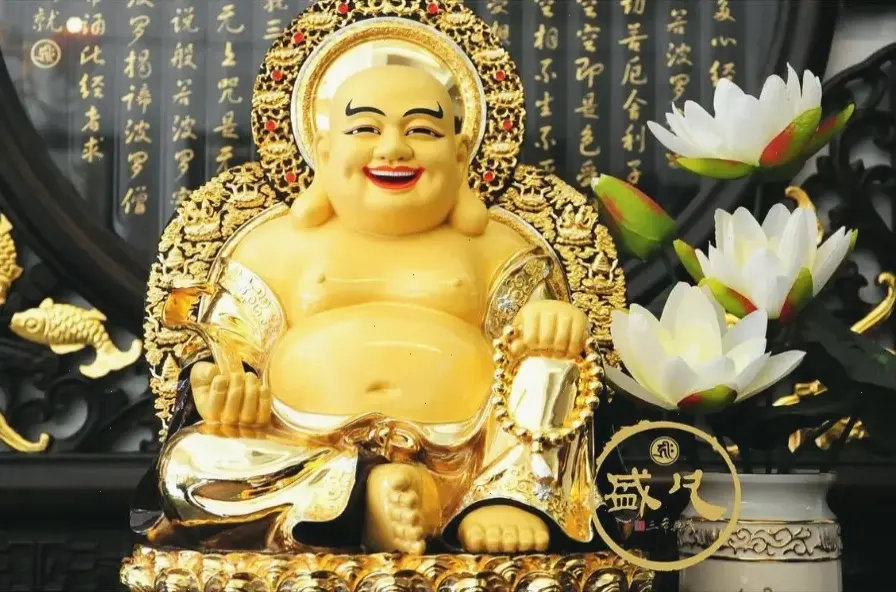 Khám phá Phật Di Lặc rừng 4K sắc nét, mang bình an và năng lượng tích cực đến không gian sống của bạn.