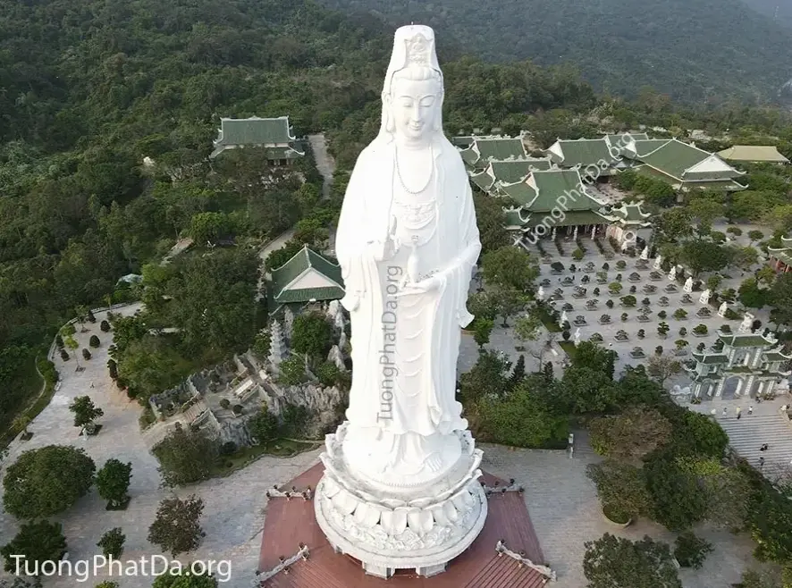 Khám phá Tượng Phật bạc 4K với hình ảnh sắc nét, mang lại sự bình yên và chi tiết tinh tế.