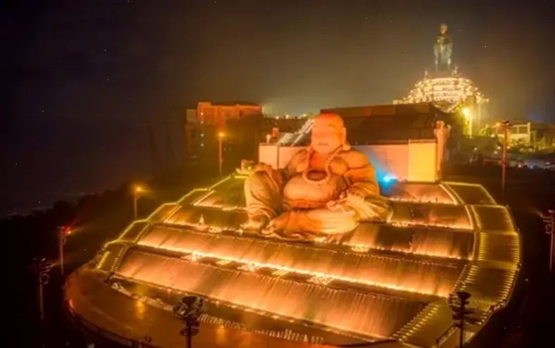 Khám phá vẻ đẹp huyền bí của Phật Di Lặc trên biển 4K, mang lại sự thanh thản và niềm vui vô bờ trong từng chi tiết sắc nét.