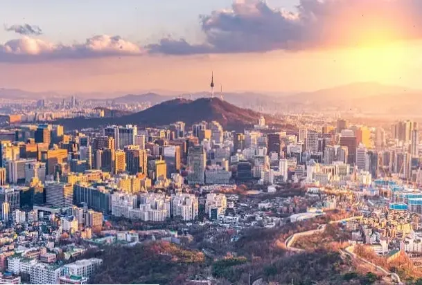 Khám phá vẻ đẹp Seoul qua ảnh 4K sắc nét, mang đến trải nghiệm sống động như đang dạo bước giữa lòng thành phố.