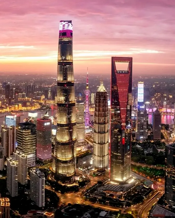 Khám phá vẻ đẹp Thượng Hải qua ảnh 4K sắc nét, mang đến trải nghiệm sống động như đang dạo bước tại đây.