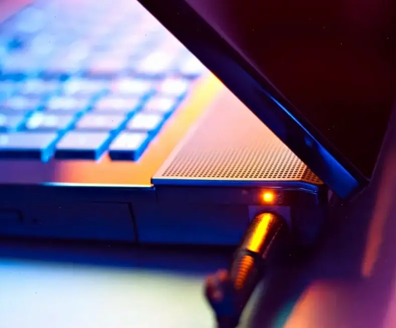 Mẹo Công Nghệ Nâng Cao Để Sửa Loa Laptop