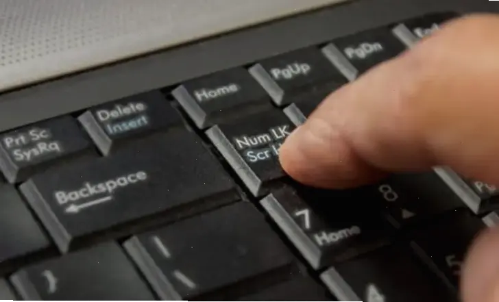 Nguyên Nhân Chính Khiến Bàn Phím Laptop Không Gõ Được Số