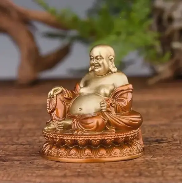 Sử dụng Tượng Phật đồng phong thủy để cải thiện năng lượng, mang lại may mắn và sự thịnh vượng cho gia đình.