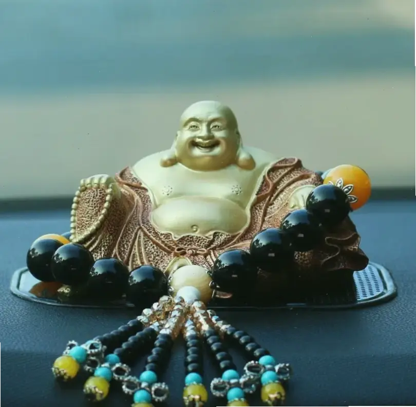 Tượng Di Lặc phong thủy xinh đẹp, thu hút tài lộc và hạnh phúc, biến ngôi nhà thành nơi an lành.