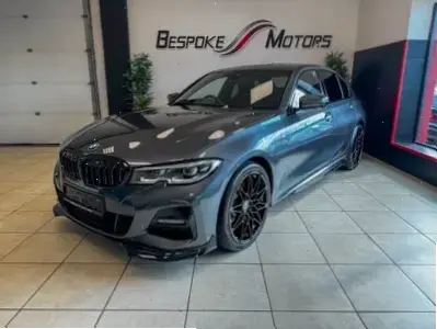 BMW 3 Series 2.0L Engine: Động lực mạnh mẽ kết hợp tiết kiệm nhiên liệu, mang đến sự cân bằng lý tưởng.