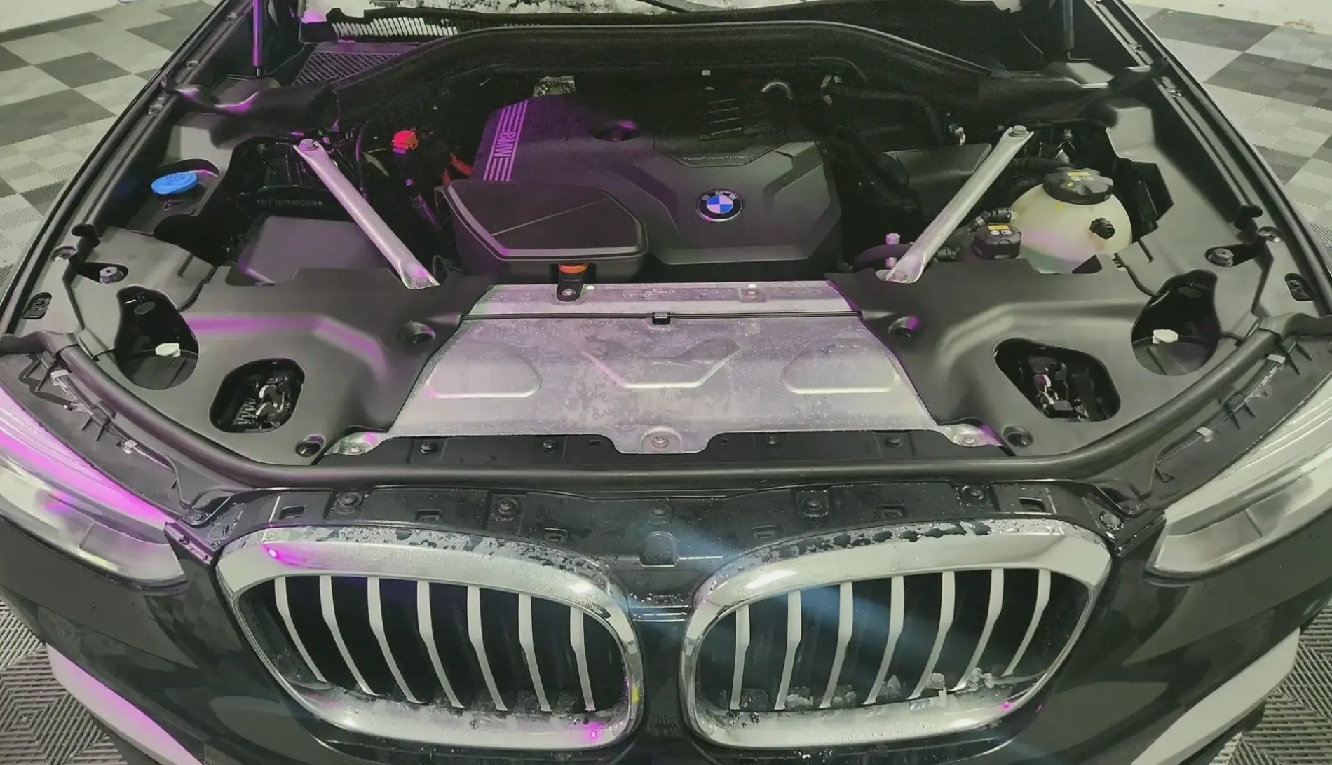 BMW X3 2.0L Engine: Động cơ mạnh mẽ tiết kiệm nhiên liệu, sẵn sàng cho mọi hành trình dài!
