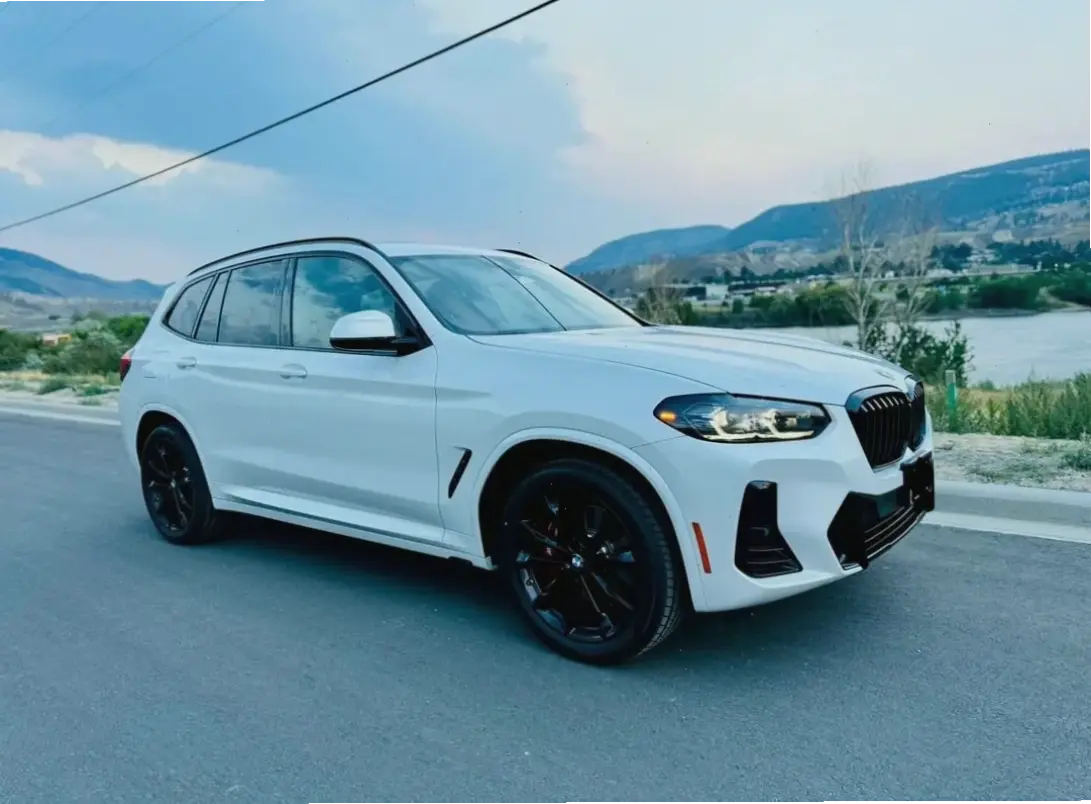 BMW X3 M Sport Vehicle: Hiệu suất thể thao đỉnh cao, mang đến cảm giác lái phấn khích tối đa!