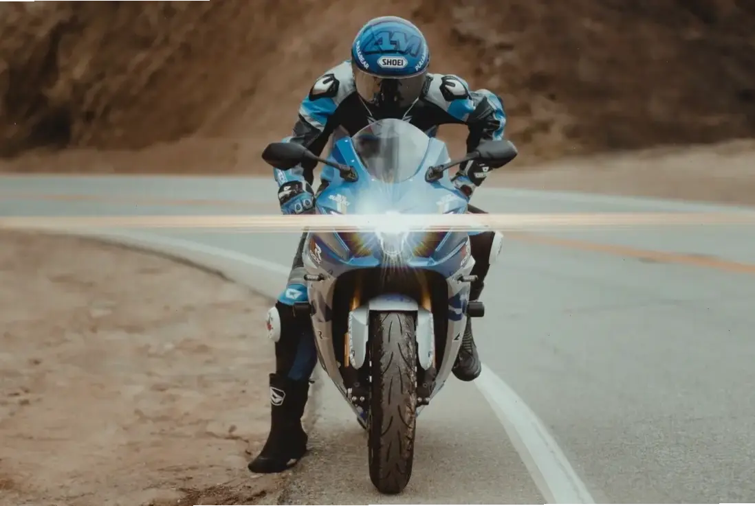 Cảm nhận sức mạnh Suzuki Impulse Sport Motorcycle: Tốc độ, adrenaline và thiết kế thể thao!