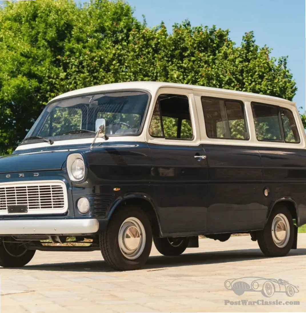 Ford Transit Classic Van: Phong cách truyền thống kết hợp công nghệ hiện đại, bền vững lâu dài.