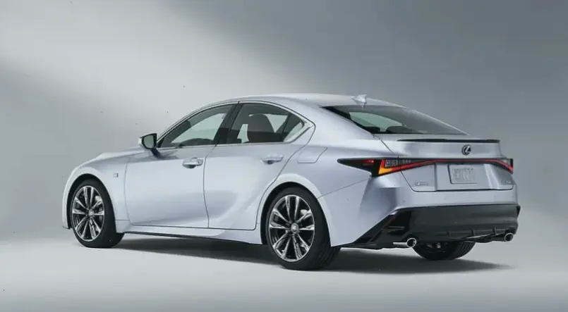 Hãy tận hưởng sự xa hoa của Lexus IS Luxury Car, biểu tượng tinh tế với nội thất cao cấp và hiệu suất ấn tượng.