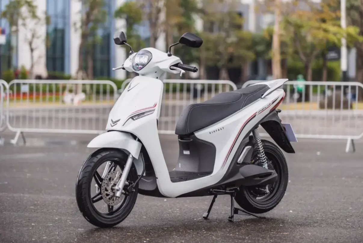 Hãy thử VinFast Theon S Electric Bike để di chuyển thân thiện với môi trường và tiện lợi hàng ngày.