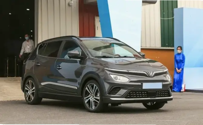 Hãy thử VinFast VF e34 Eco Electric: Xe điện tiết kiệm, thân thiện môi trường và hiệu quả cao cho cuộc sống xanh.