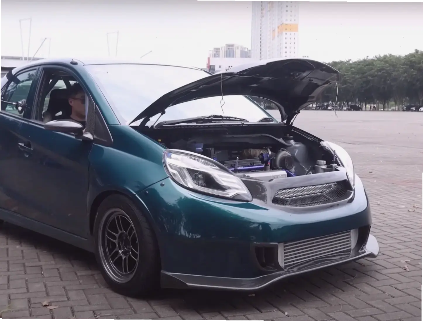 Honda Brio Affordable Hatchback: Giá cả phải chăng, chất lượng Honda đáng tin cậy!