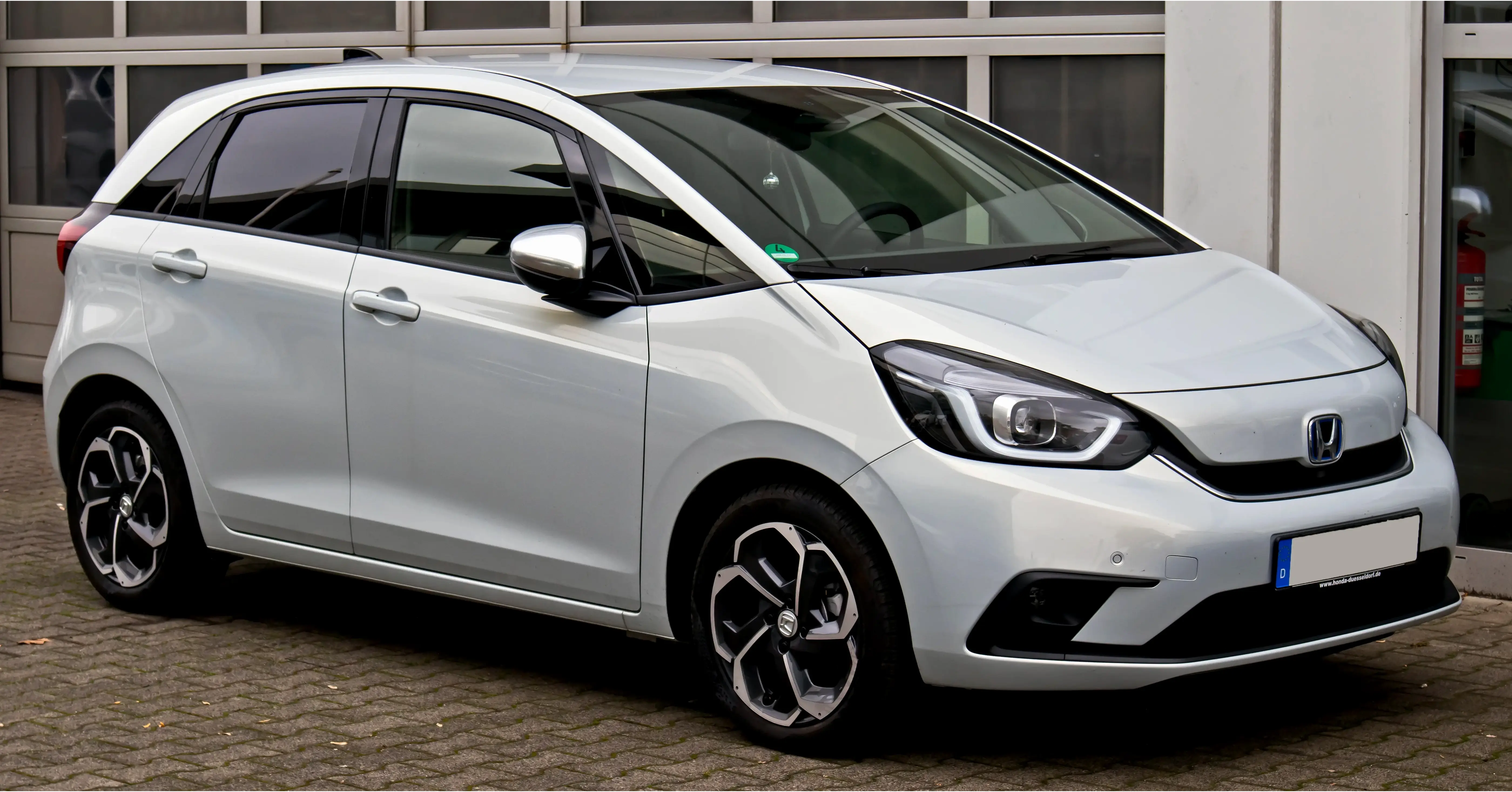 Honda Jazz Affordable Hatchback: Chất lượng cao với giá cả phải chăng, lựa chọn thông minh cho bạn!