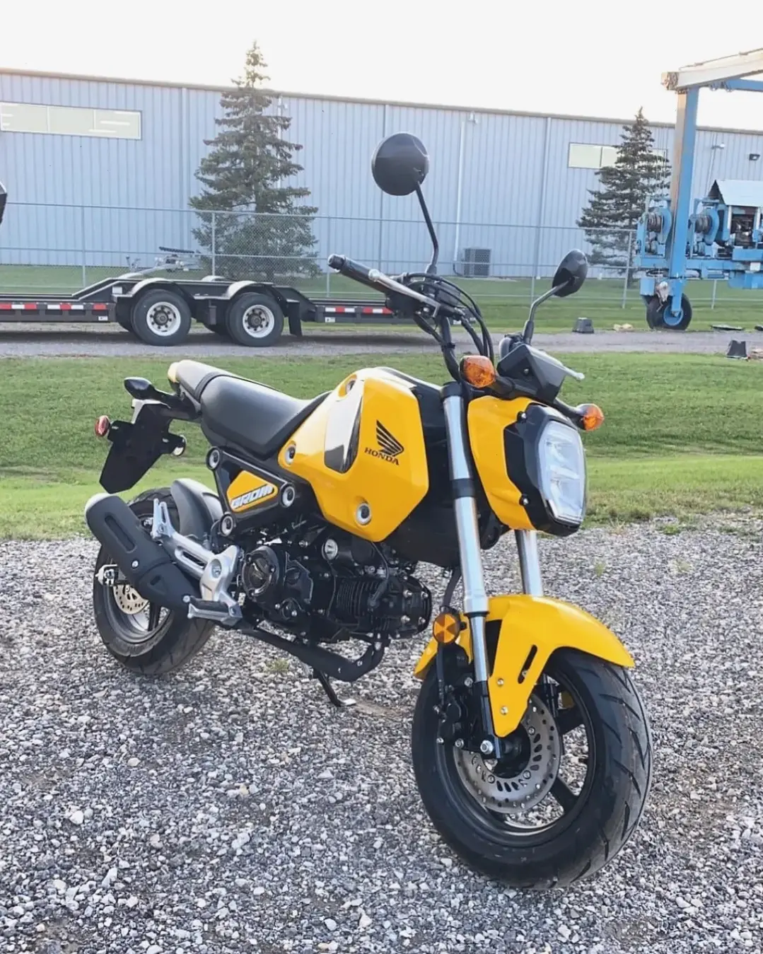 Honda MSX125 Classic Motorcycle: Kết hợp cổ điển và hiện đại, mang đến phong cách độc đáo và bền bỉ!