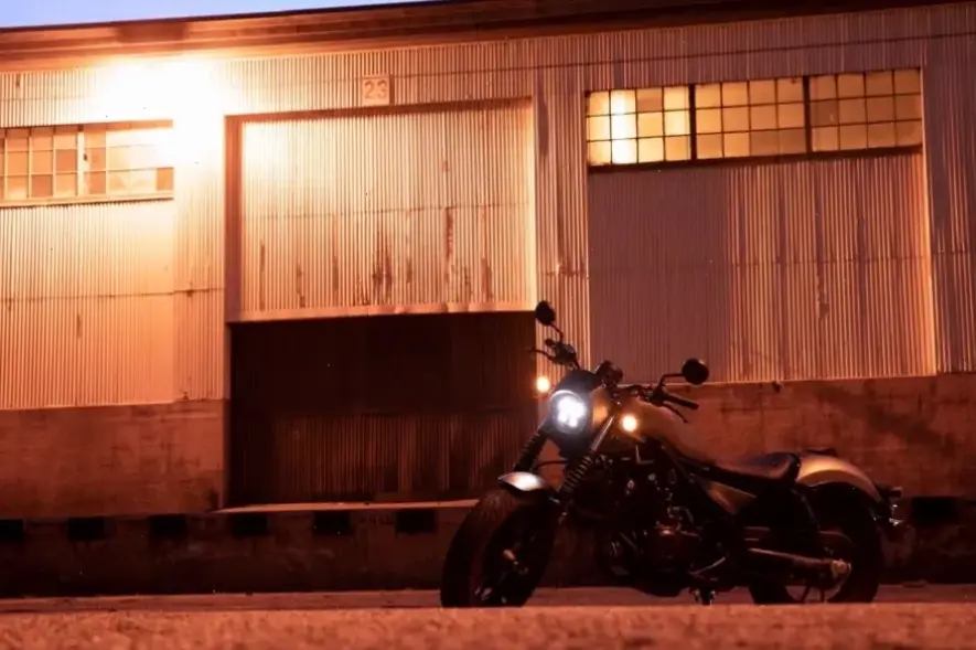 Honda Rebel Sport Bike mang đến tốc độ linh hoạt và cảm giác mạnh mẽ, dành cho những ai yêu thích phiêu lưu.