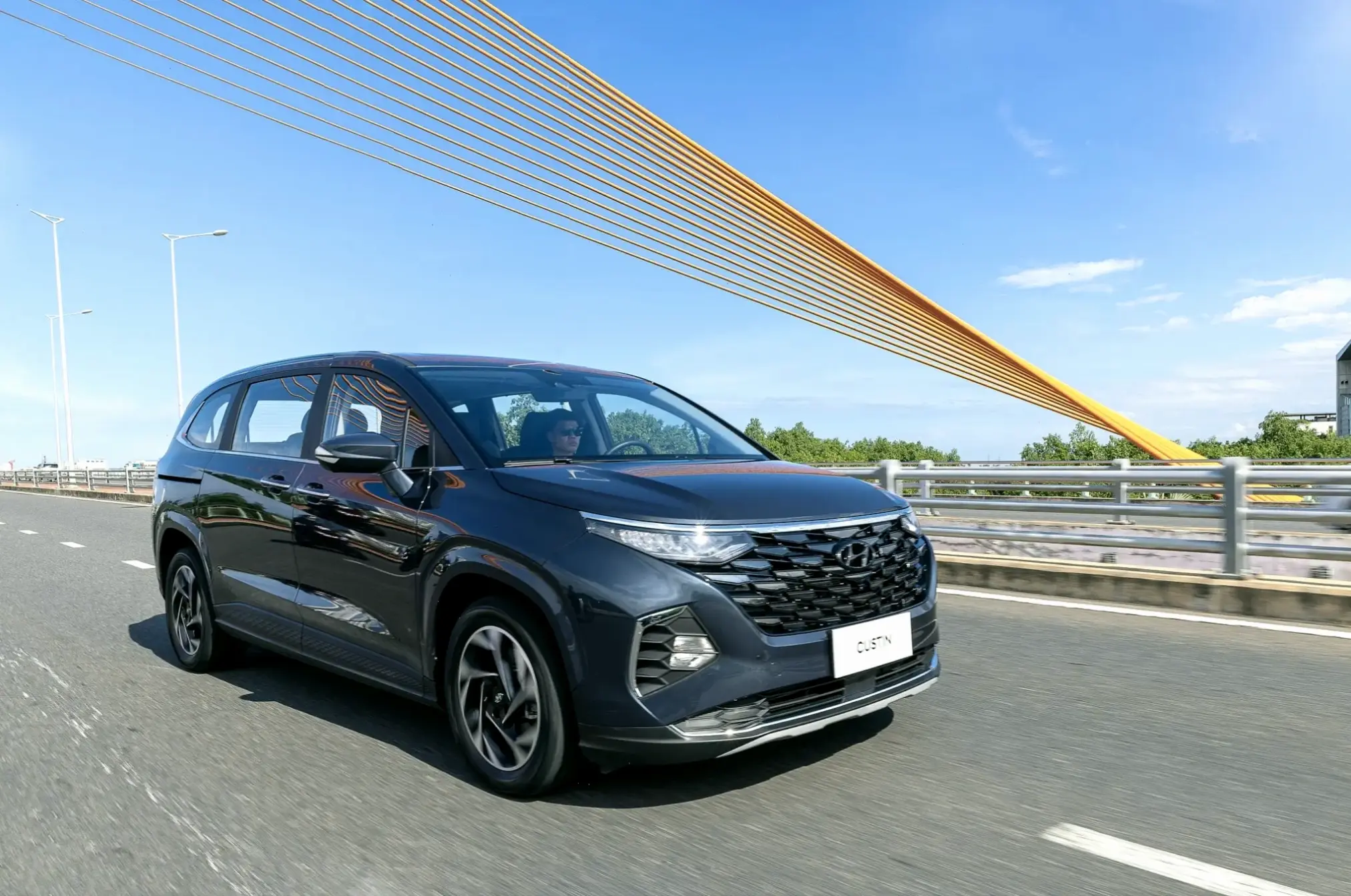 Hyundai Custin MPV 2025: Xe đa dụng lý tưởng với không gian rộng và công nghệ tiên tiến cho mọi hành trình!