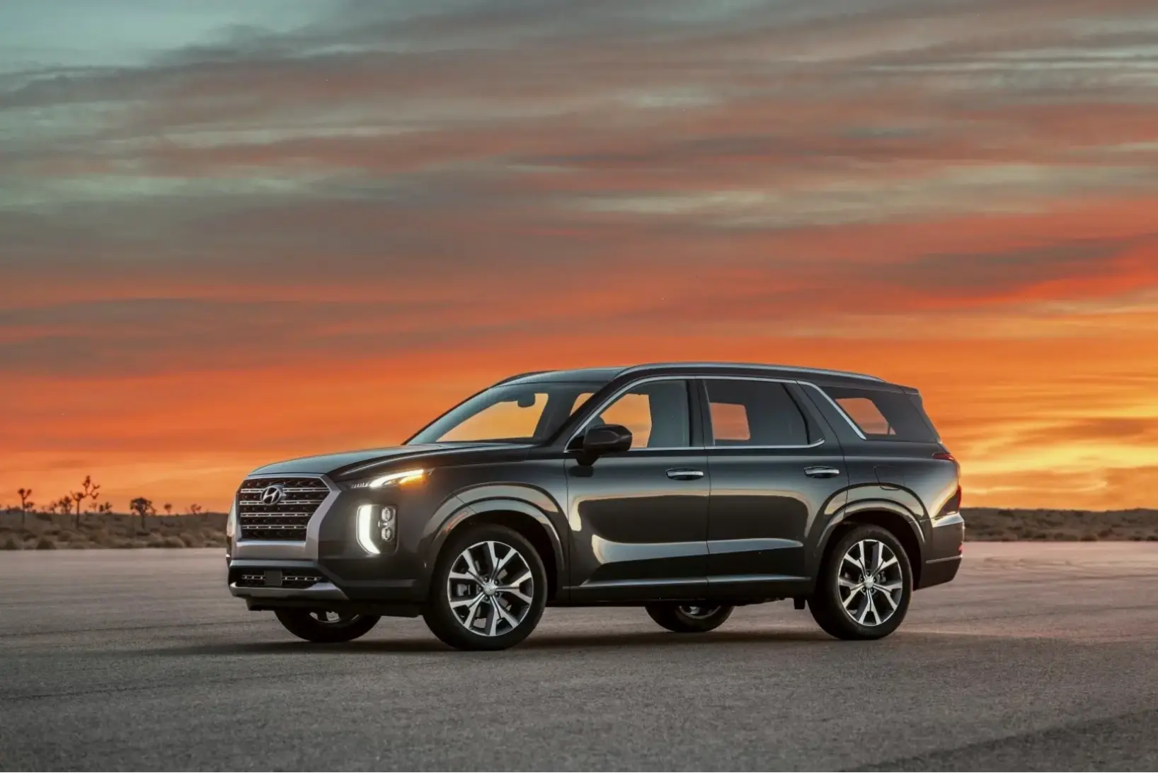 Hyundai Palisade Luxury SUV mang đến sự sang trọng với tiện nghi cao cấp và công nghệ hiện đại.
