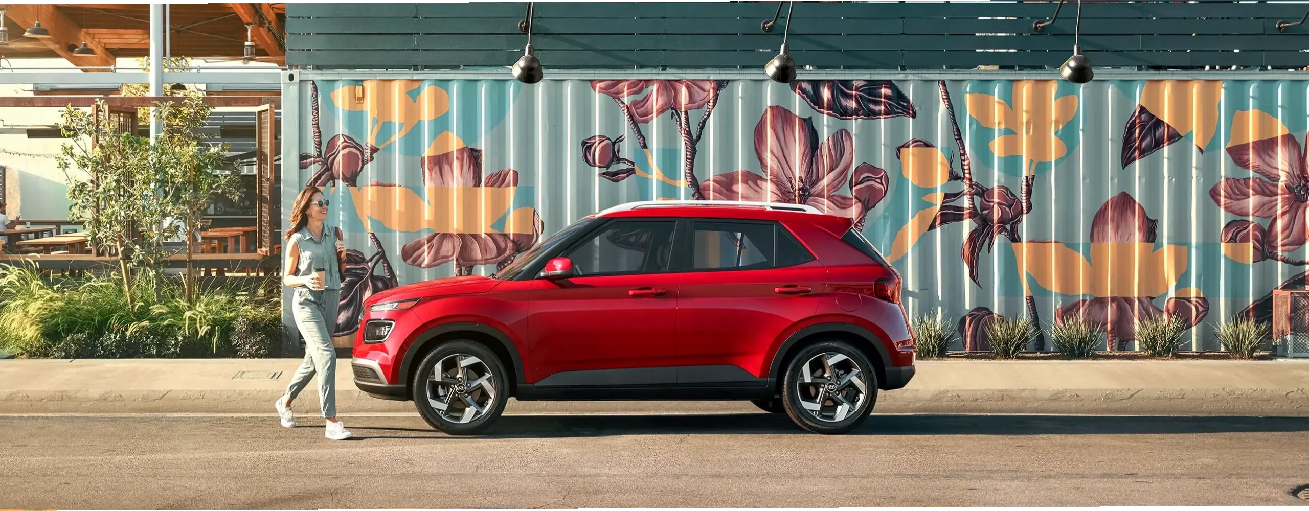 Hyundai Venue Compact SUV nhỏ gọn nhưng đầy phong cách, phù hợp cho đô thị sôi động.