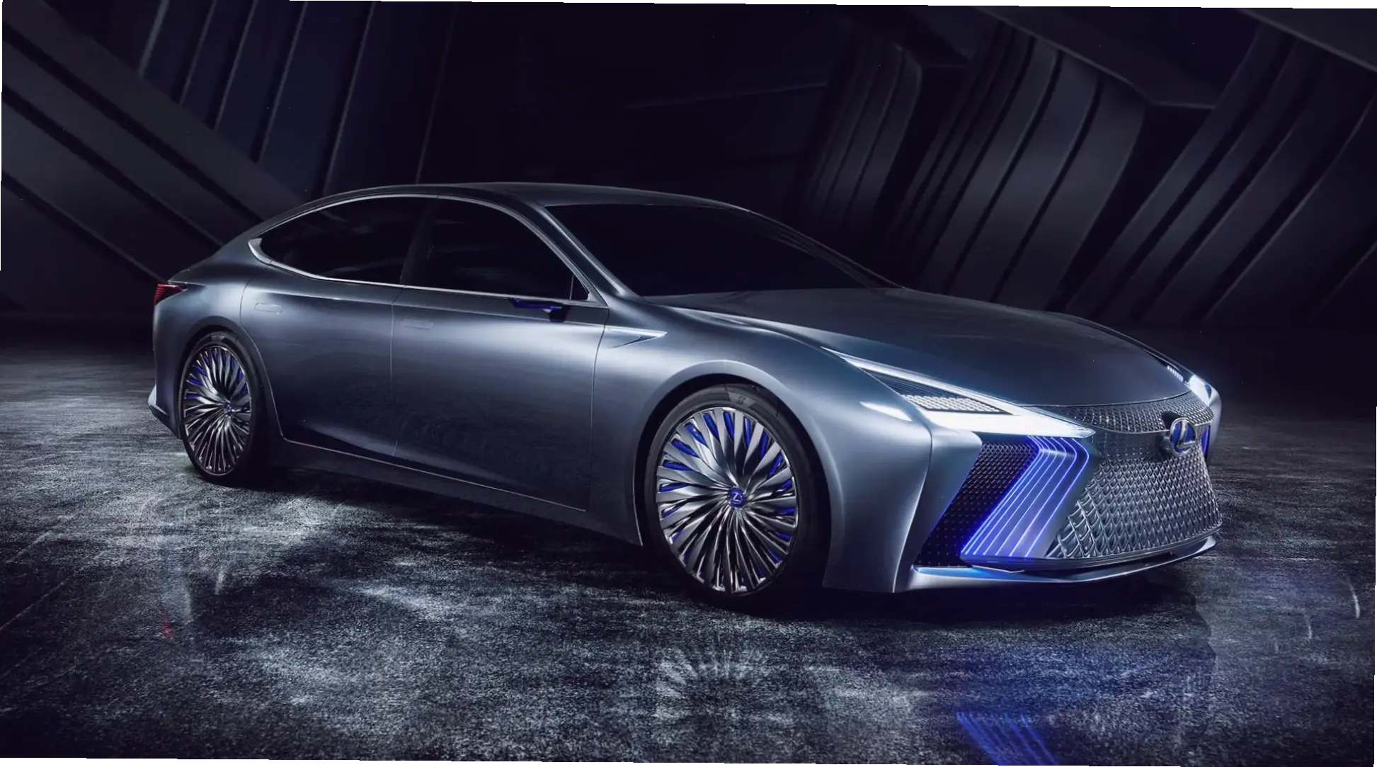 Lexus LS Hybrid Vehicle: Tiết kiệm nhiên liệu và hiệu suất vượt trội cho lối sống xanh.