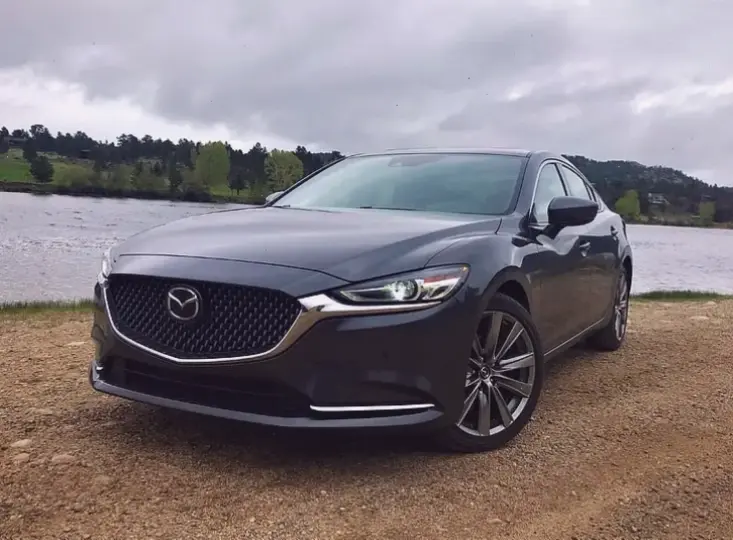 Mazda 6 Eco Car thân thiện với môi trường, mang công nghệ xanh và hiệu suất bền vững.
