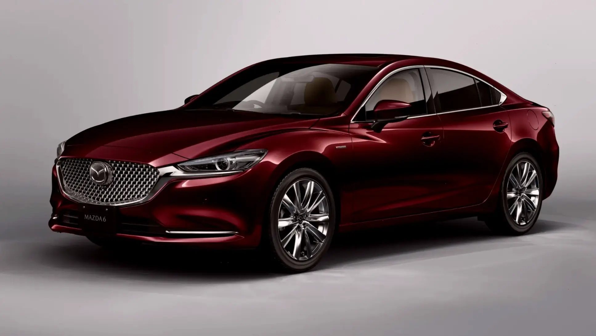 Mazda 6 Luxury Sedan kết hợp sự xa xỉ và thoải mái đỉnh cao trong từng chi tiết.