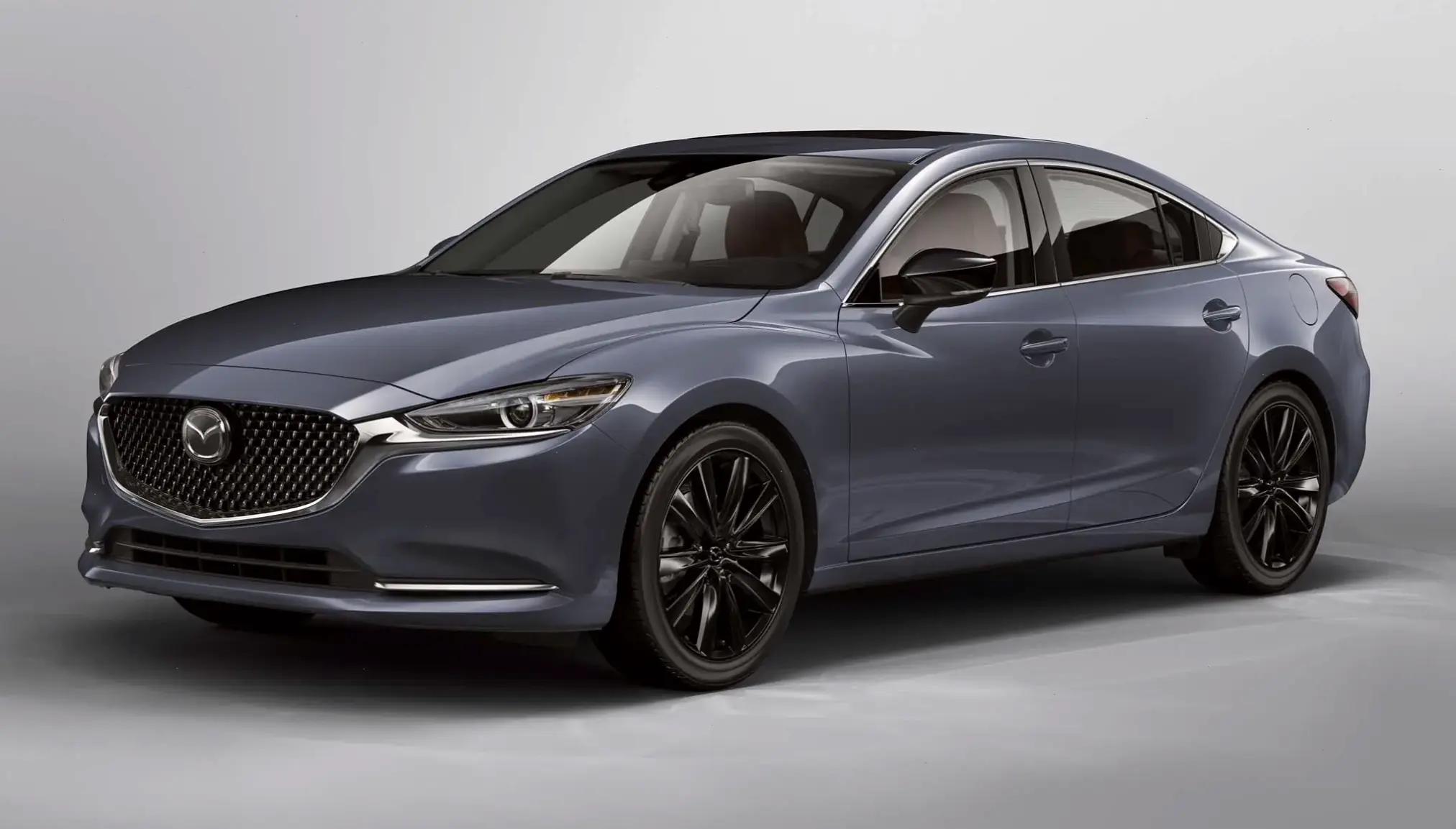 Mazda 6 Modern Sedan với thiết kế đương đại và công nghệ tiên tiến vượt bậc.