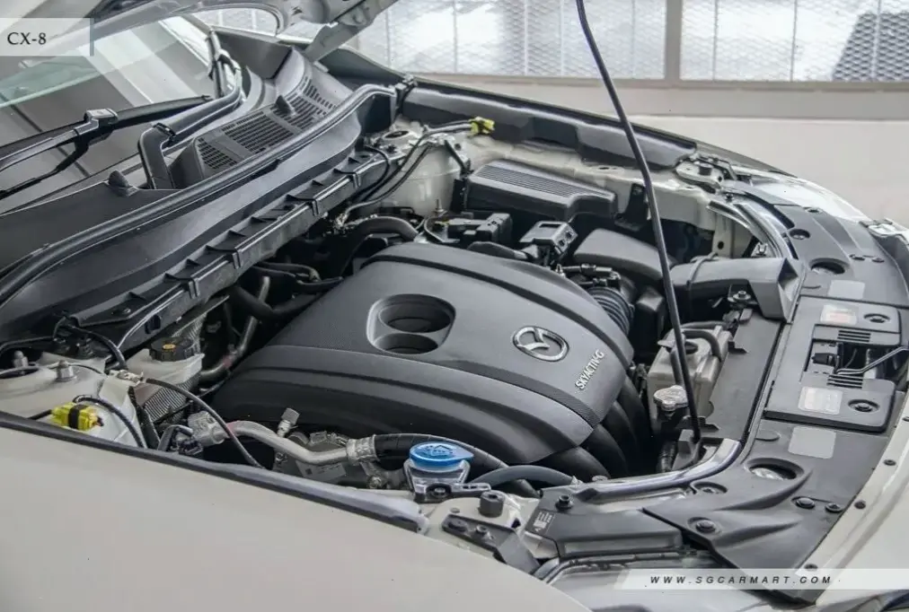Mazda CX-8 2.5L Engine mang sức mạnh mượt mà và tiết kiệm nhiên liệu, đảm bảo hiệu suất vượt bậc trên mọi địa hình!