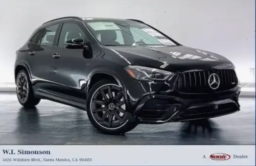 Mercedes-Benz GLA Modern Car: Công nghệ tiên tiến, thiết kế tinh tế cho thế hệ mới.