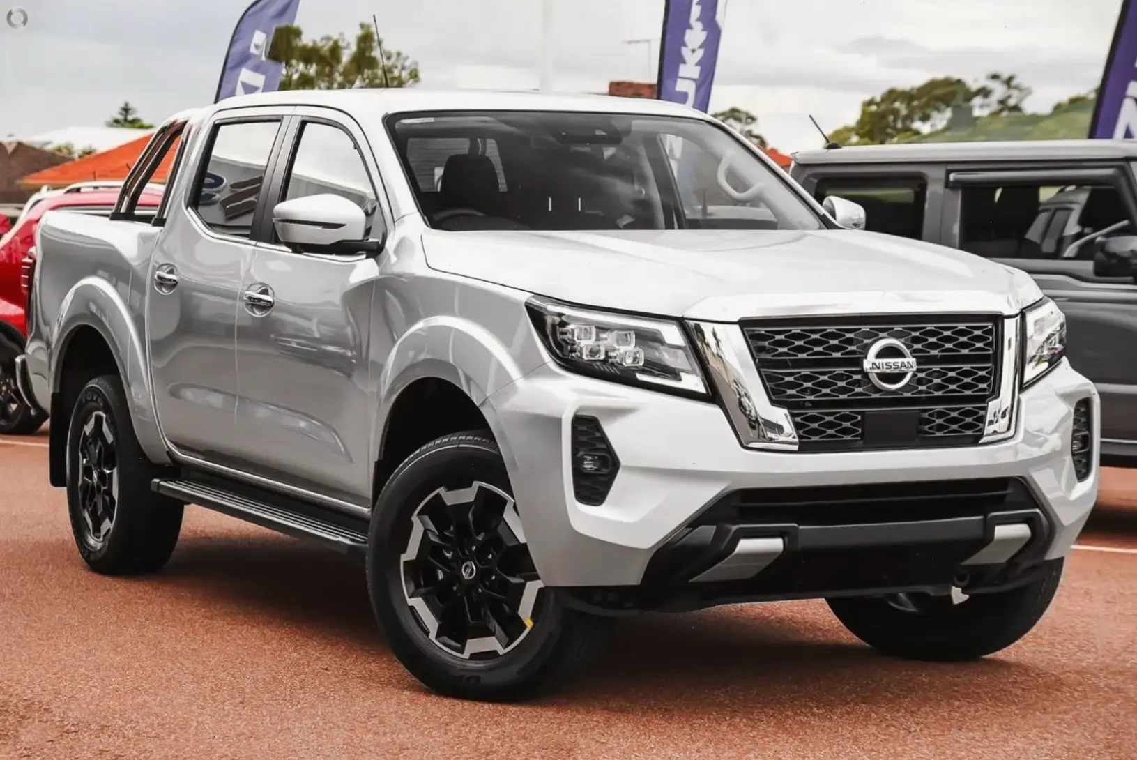 Nissan Navara Pickup 2025: Công nghệ tiên tiến, hiệu suất vượt trội cho mọi hành trình phiêu lưu.