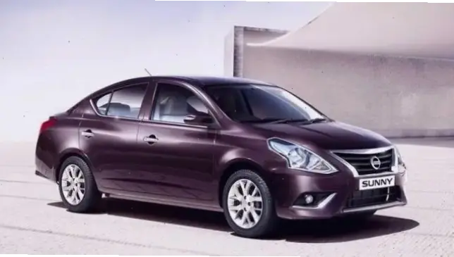 Nissan Sunny Premium Vehicle với nội thất sang trọng và công nghệ cao cấp, nâng tầm trải nghiệm lái xe.