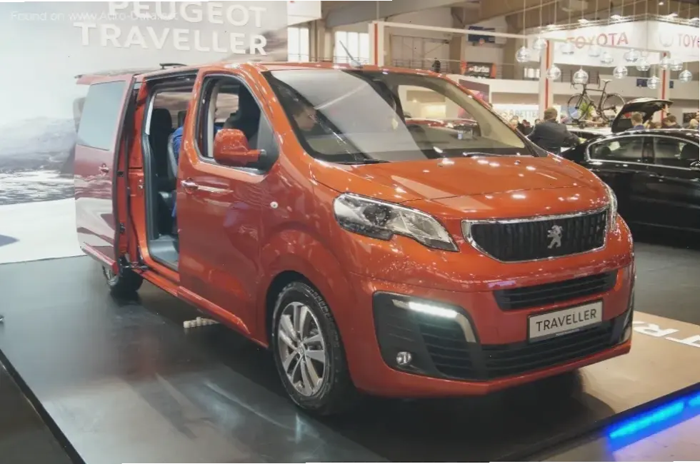 Peugeot Traveller 2.0L Diesel tiết kiệm nhiên liệu, mang lại sức mạnh bền bỉ và hiệu suất vượt trội cho mọi chuyến đi.