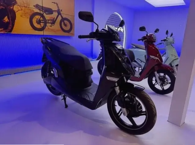 Phong cách đương đại: VinFast Evo 200 Modern Scooter kết hợp thiết kế tinh tế và hiệu suất vượt trội!